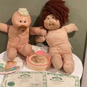 Xavier Roberts Cabbage Patch Dolls